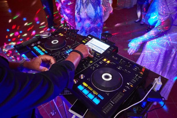 Wedding DJ Service In Miami, FL 1 italian wedding djs wedding dj italy 1